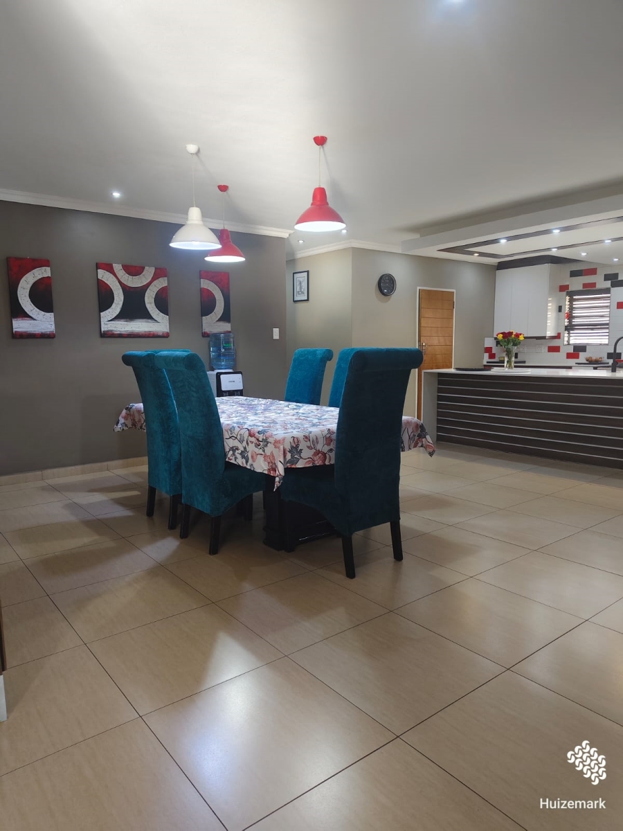 5 Bedroom Property for Sale in Vaalpark Free State